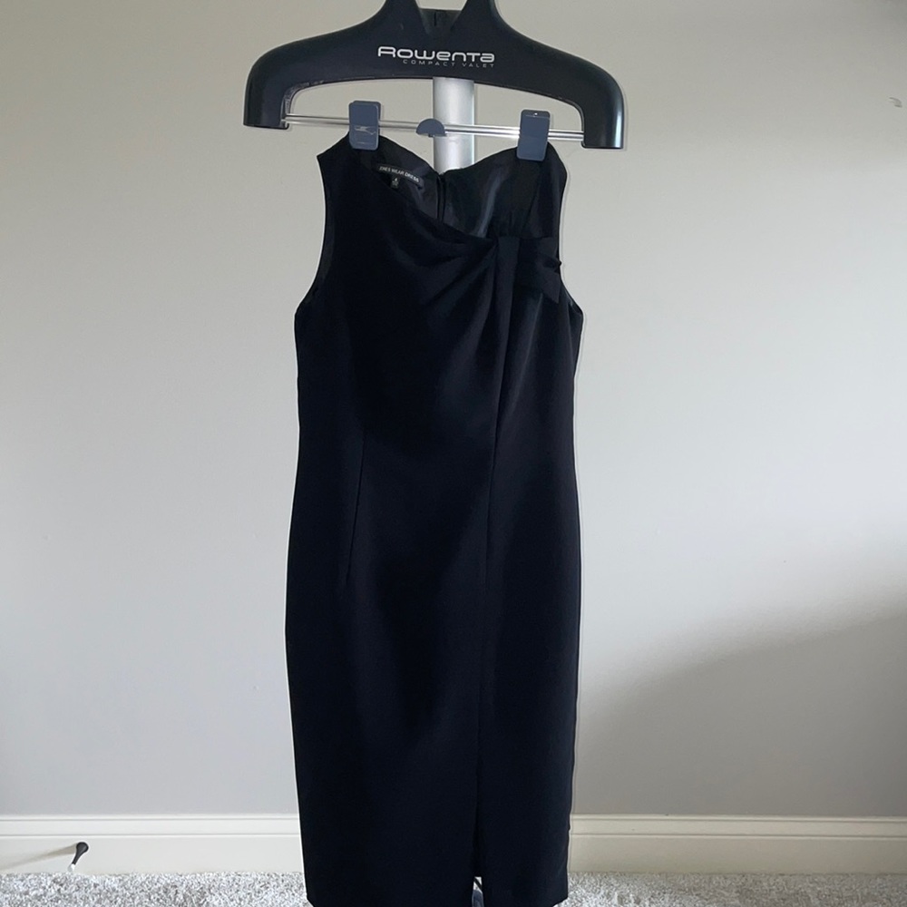 Size 4 Black Jones Dress Mid-length